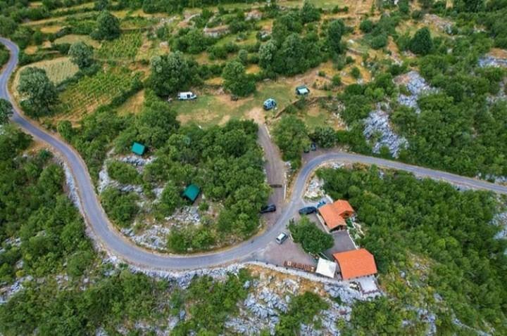 Hotel Camp Oaza,Lipa Cetinje Esterno foto