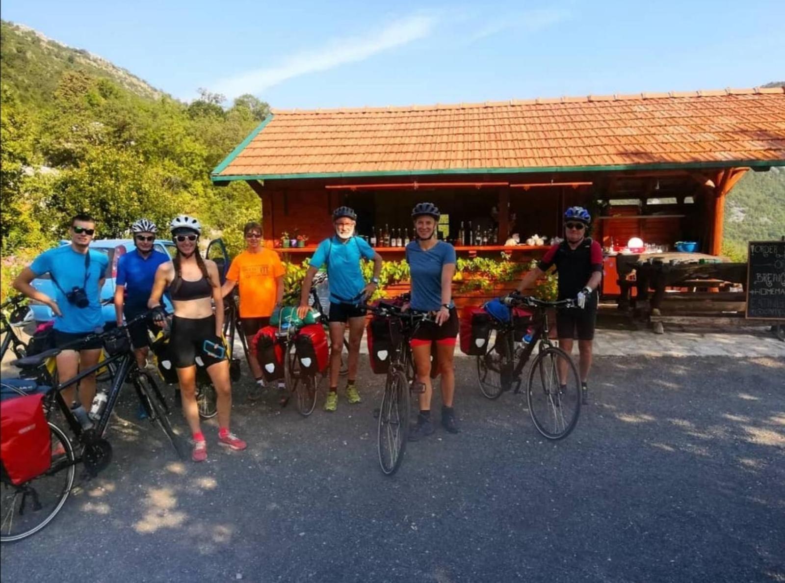 Hotel Camp Oaza,Lipa Cetinje Esterno foto