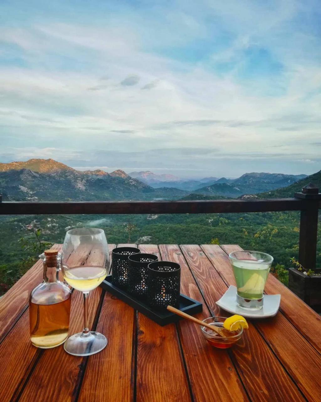 Hotel Camp Oaza,Lipa Cetinje Esterno foto