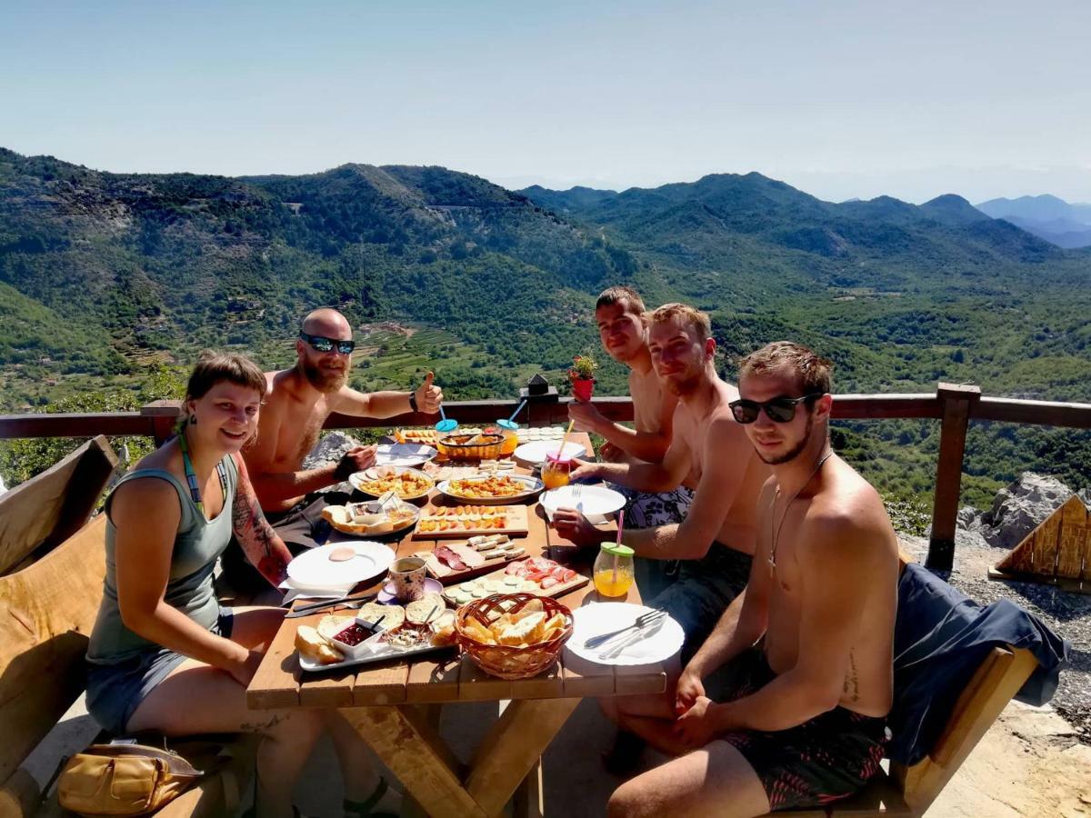 Hotel Camp Oaza,Lipa Cetinje Esterno foto